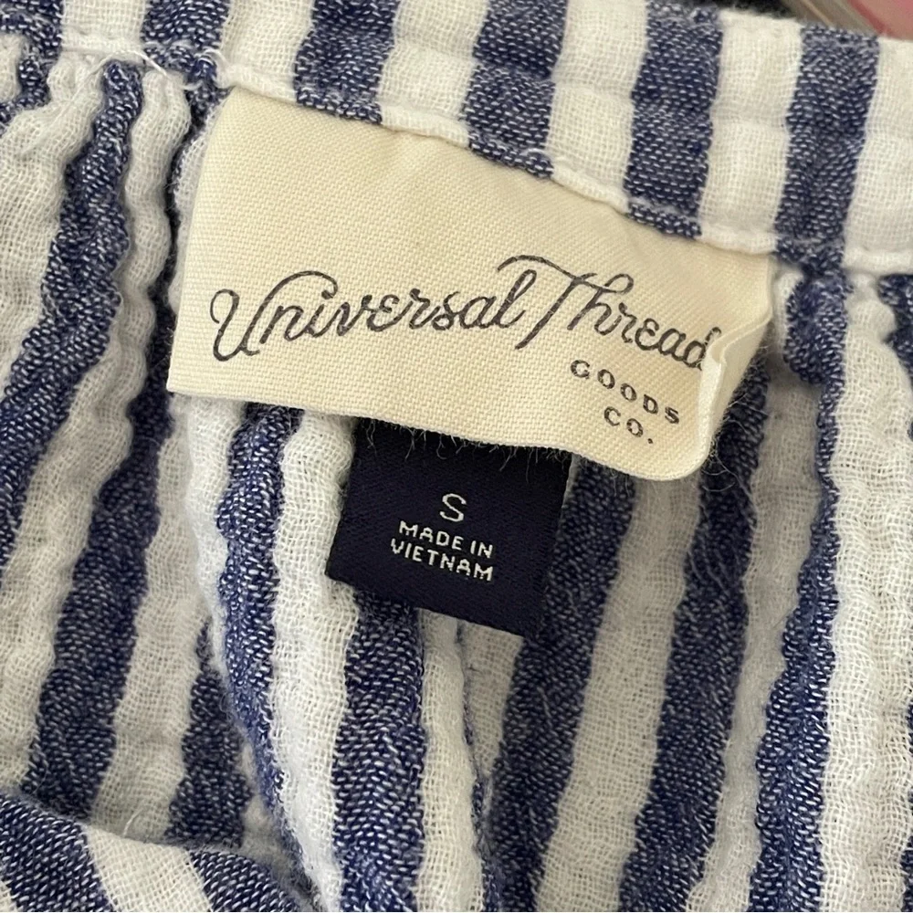 Universal Thread Striped Half Button Blouse Small